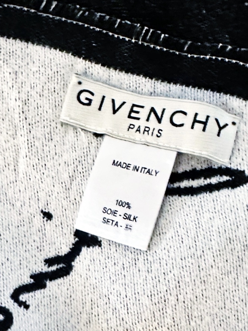 Givenchy Signature Two Sided Silk Logo Scarf Stole/Blanket - Picture 3 of 10